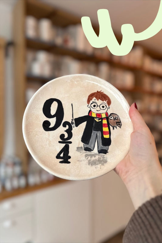 Session peinture sur céramique - Spécial école des sorciers - Versailles