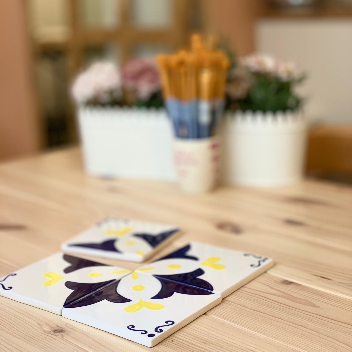 Ceramic to decorate - Tile