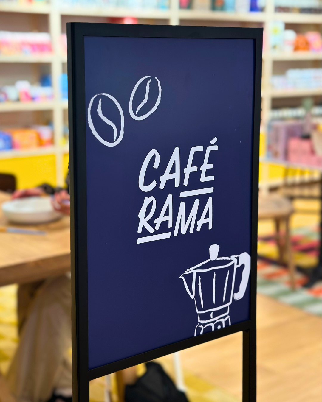 Atelier de peinture sur un mug exclusif au Printemps Haussmann 🌞🎨 - Samedi 20/09