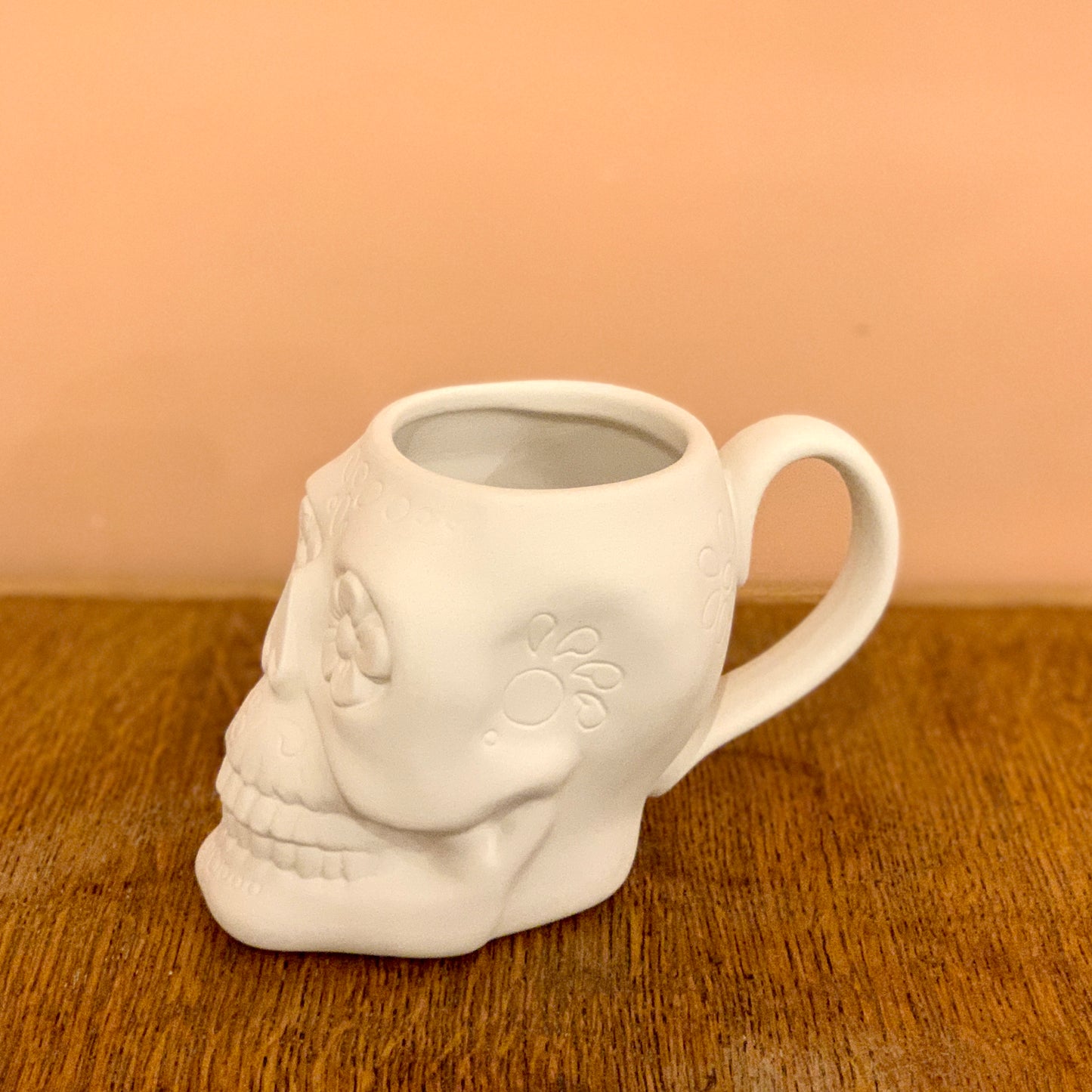 Céramique à décorer - Mug tête de mort fleurie